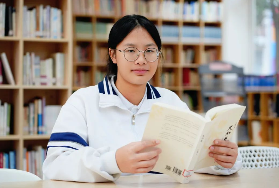 学生习作 | 校园文萃展芳华，学生妙笔成锦绣